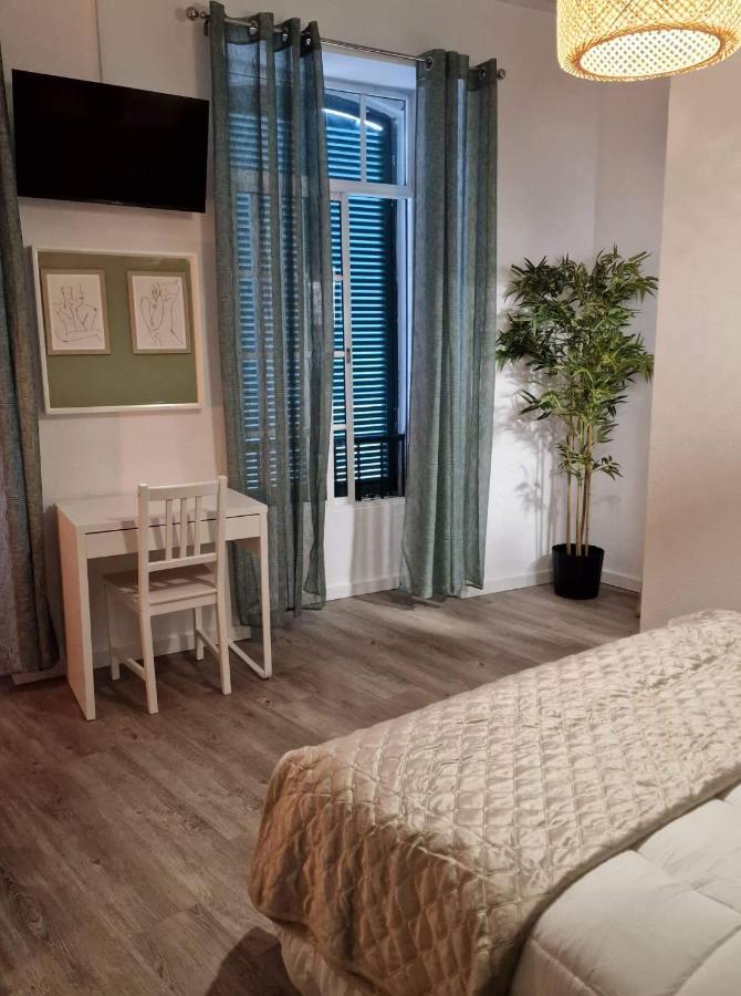 Hospedaria Por Do Sol Φουνκάλ Εξωτερικό φωτογραφία